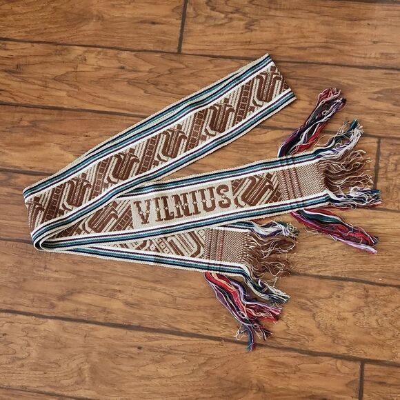 Lithuanian authentic woven sash juosta with tulip design and VILNIUS fringed - Picture 2 of 4